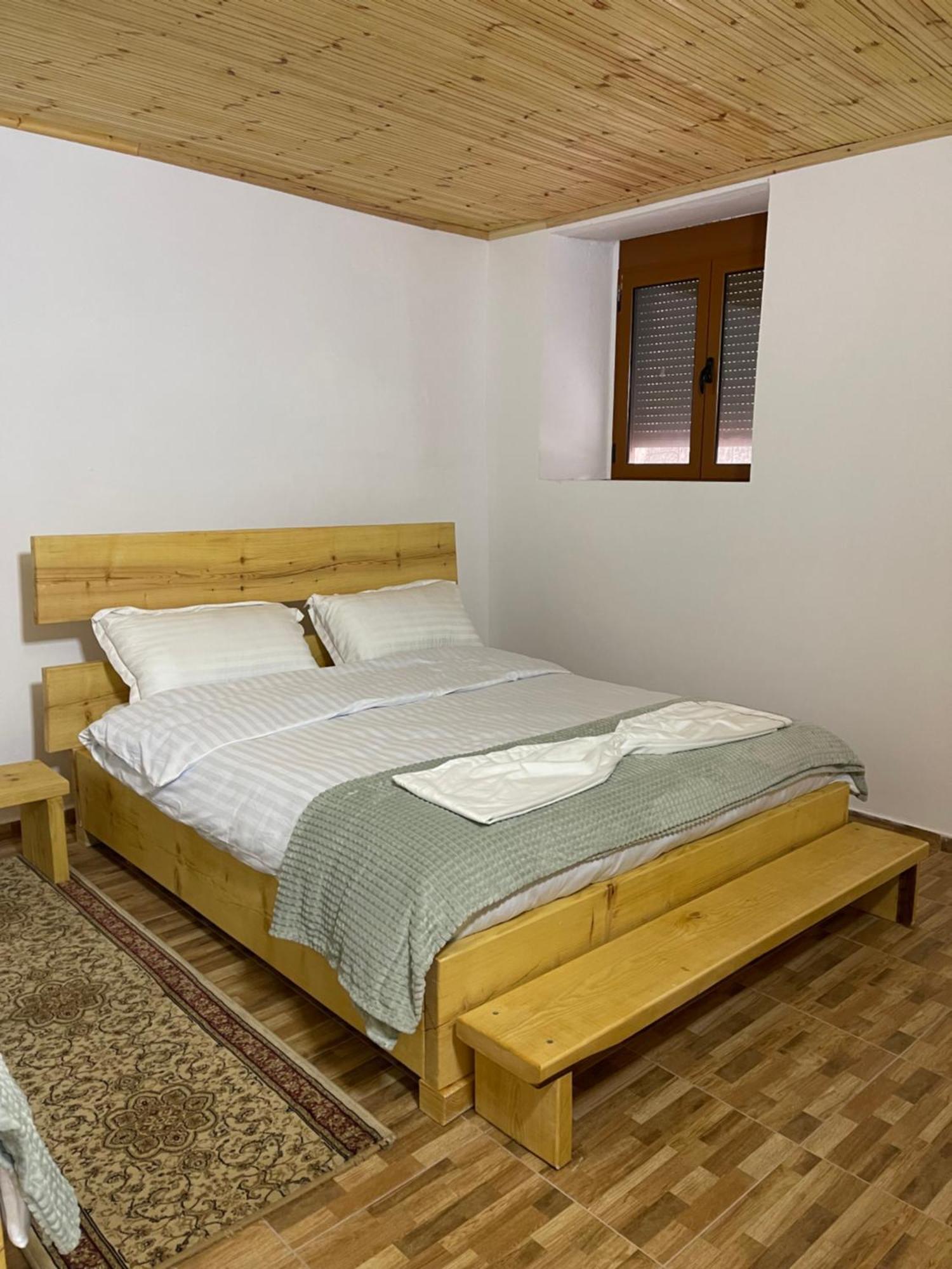 Ardjon House Pansiyon Berat Dış mekan fotoğraf