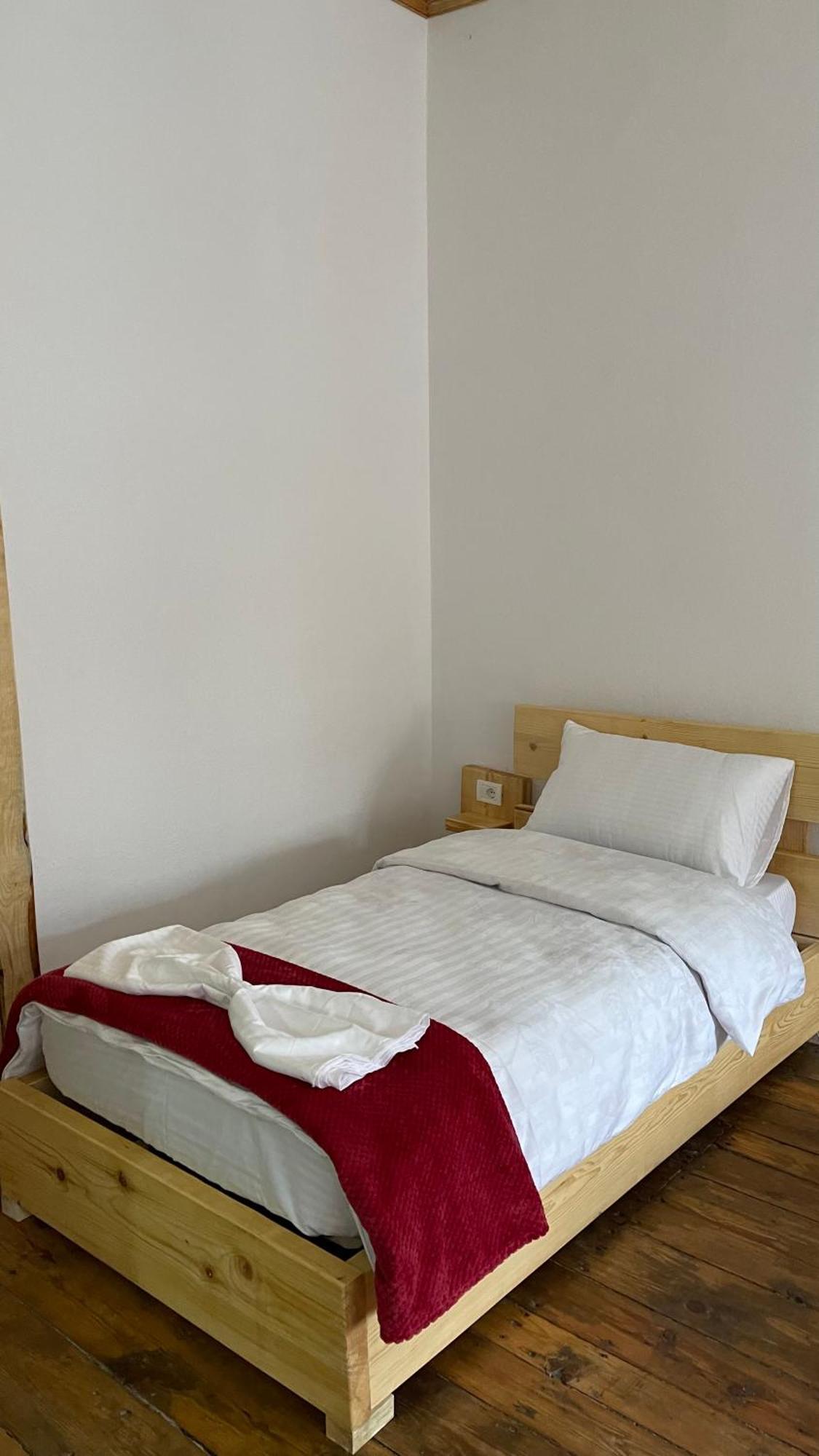 Ardjon House Pansiyon Berat Dış mekan fotoğraf