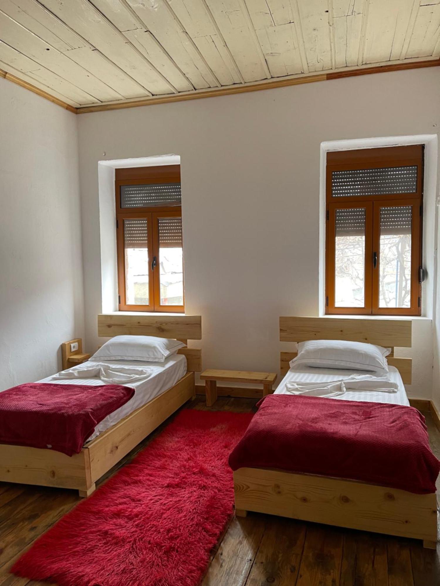 Ardjon House Pansiyon Berat Dış mekan fotoğraf