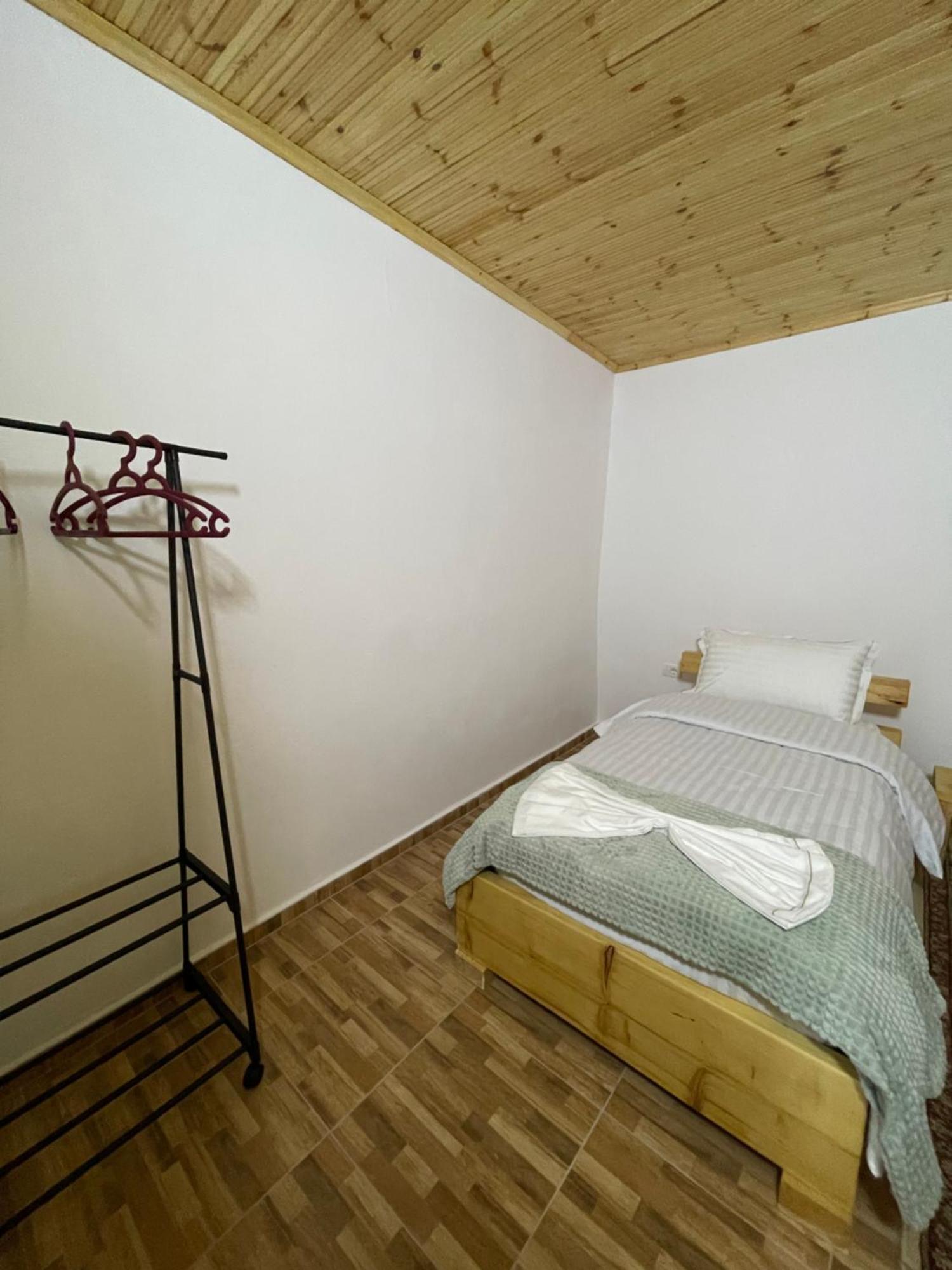 Ardjon House Pansiyon Berat Dış mekan fotoğraf